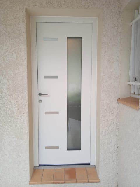 PORTE BLANCHE