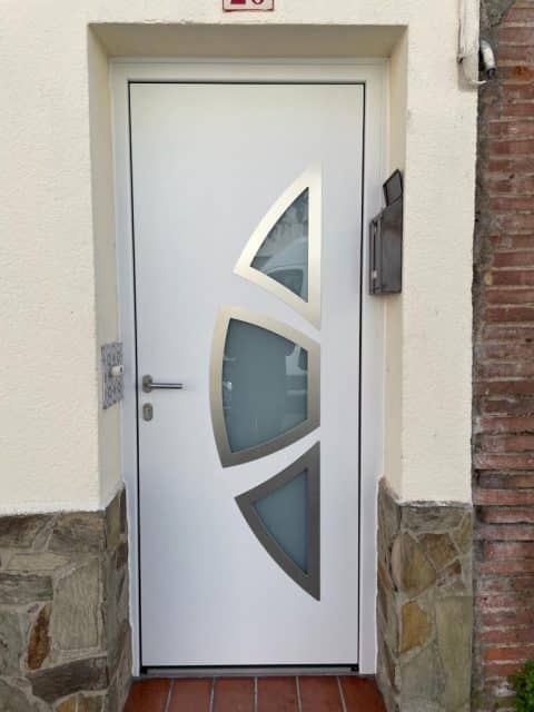 PORTE BLANCHE