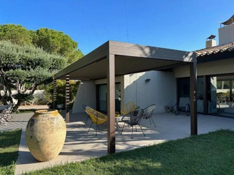 grande pergola sur terrasse